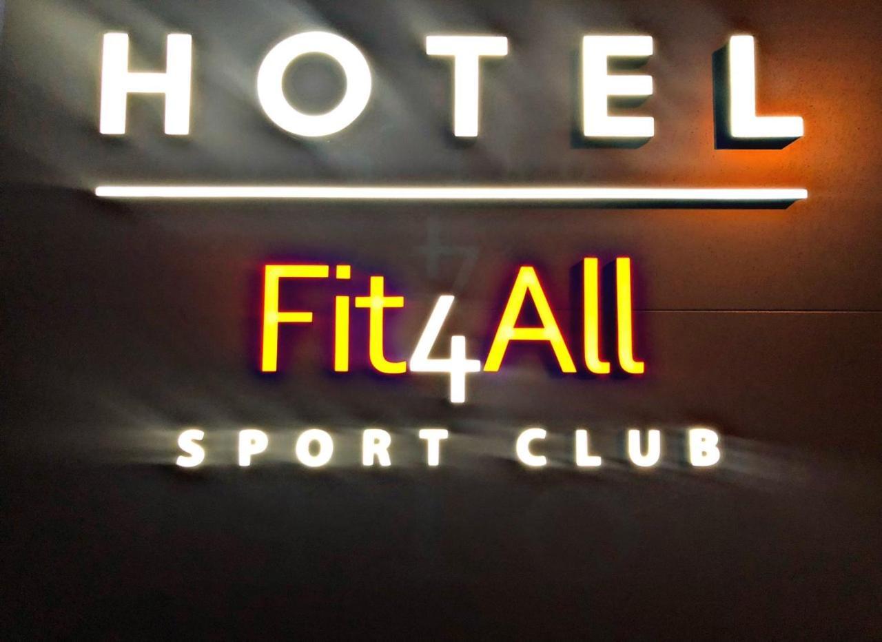 Etoile Hotel Harkov Kültér fotó